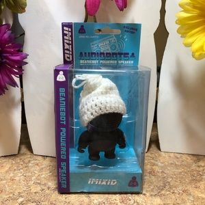 New IMIXED Exclusive Edition 2.0 Rare Audiobots White Beaniebot Powered Speaker